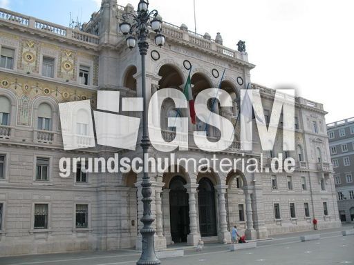 Italien Friaul Triest Palazzo del Governo 001.JPG